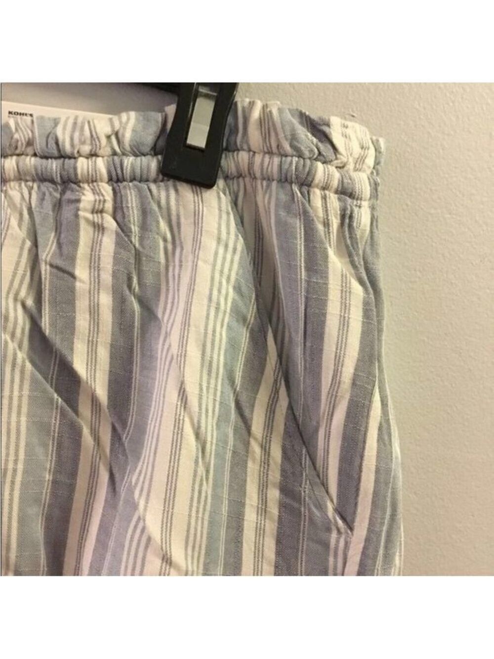 SO striped high rise shorty short Woman’s Juniors size XL blue and white - Picture 14 of 15